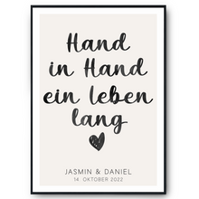Laden Sie das Bild in den Galerie-Viewer, Hand in Hand ein Leben lang - Personalisiertes Partner Poster mit Namen & Datum Jahrestag Geschenk