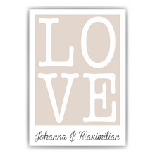 Laden Sie das Bild in den Galerie-Viewer, LOVE Partner Poster Personalisiert mit Namen Geschenk zur Hochzeit Poster für Paare Verlobte Hochzeitsgeschenk
