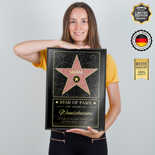 Laden Sie das Bild in den Galerie-Viewer, Mama Star of Fame Hollywood personalisierte Urkunde inkl. Rahmen Personalisiertes Geschenk zum Muttertag Geburtstag