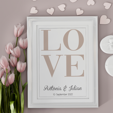 Laden Sie das Bild in den Galerie-Viewer, LOVE Partner Poster Personalisiert Namen & Datum Jahrestag Geschenk zur Hochzeit Poster für Paare Verlobte Hochzeitsgeschenk