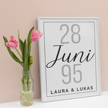 Laden Sie das Bild in den Galerie-Viewer, Personalisiertes Partner Poster mit Datum & Namen Jahrestag Geschenk zum Hochzeitstag Poster für Paare Verlobte Hochzeitsgeschenk