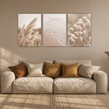 Laden Sie das Bild in den Galerie-Viewer, Strand Poster 3er Set Beige Pampasgras Meer Boho Wandbilder