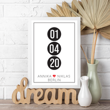 Laden Sie das Bild in den Galerie-Viewer, Partner Poster Personalisiert Datum Namen Ort Jahrestag Geschenk zum Hochzeitstag Poster für Paare Verlobte Hochzeitsgeschenk