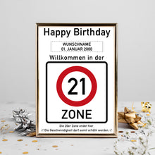 Laden Sie das Bild in den Galerie-Viewer, 21. Geburtstag Geschenk personalisiert Verkehrszeichen Deko Geburtstagsgeschenk Happy Birthday Geburtstagskarte