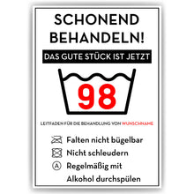 Laden Sie das Bild in den Galerie-Viewer, Personalisiertes Geschenk zum 98. Geburtstag Frau Mann Wäsche Lustige Geschenkidee 98 Jahre Geburtstagskarte Witzige Party Deko