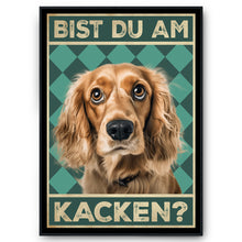 Laden Sie das Bild in den Galerie-Viewer, Cocker Spaniel - Bist du am Kacken? Hunde Poster Badezimmer Gästebad Wandbild Klo Toilette Dekoration Lustiges Gäste-WC Bild DIN A4