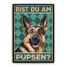 Laden Sie das Bild in den Galerie-Viewer, Deutscher Schäferhund - Bist du am Pupsen? Hunde Poster Badezimmer Gästebad Wandbild Klo Toilette Dekoration Lustiges Gäste-WC Bild DIN A4