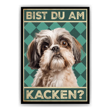 Laden Sie das Bild in den Galerie-Viewer, Shih Tzu - Bist du am Kacken? Hunde Poster Badezimmer Gästebad Wandbild Klo Toilette Dekoration Lustiges Gäste-WC Bild DIN A4