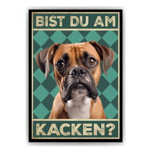 Laden Sie das Bild in den Galerie-Viewer, Boxer - Bist du am Kacken? Hunde Poster Badezimmer Gästebad Wandbild Klo Toilette Dekoration Lustiges Gäste-WC Bild DIN A4