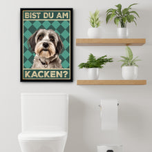 Laden Sie das Bild in den Galerie-Viewer, Tibet Terrier - Bist du am Kacken? Hunde Poster Badezimmer Gästebad Wandbild Klo Toilette Dekoration Lustiges Gäste-WC Bild DIN A4