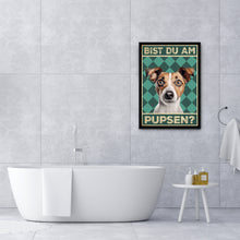 Laden Sie das Bild in den Galerie-Viewer, Jack Russel Terrier - Bist du am Pupsen? Hunde Poster Badezimmer Gästebad Wandbild Klo Toilette Dekoration Lustiges Gäste-WC Bild DIN A4
