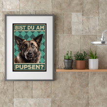 Laden Sie das Bild in den Galerie-Viewer, Belgischer Schäferhund - Bist du am Pupsen? Hunde Poster Badezimmer Gästebad Wandbild Klo Toilette Dekoration Lustiges Gäste-WC Bild DIN A4
