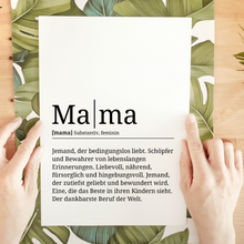 Laden Sie das Bild in den Galerie-Viewer, Mama Poster Definition - Muttertag Geschenk Wandbild Wohnzimmer Wanddeko