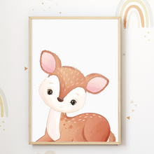 Laden Sie das Bild in den Galerie-Viewer, Waldtiere 4er Set Bilder Waschbär Reh Eichhörnchen Hase Kinderzimmer Deko DIN A4 Poster Babyzimmer Wandbilder