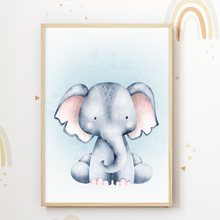 Laden Sie das Bild in den Galerie-Viewer, Safari Tiere 3er Set Bilder Zebra Elefant Giraffe Kinderzimmer Deko DIN A4 Poster Babyzimmer Wandbilder