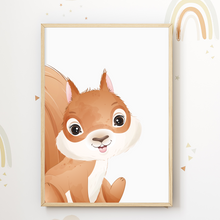 Laden Sie das Bild in den Galerie-Viewer, Waldtiere 4er Set Bilder Waschbär Reh Eichhörnchen Hase Kinderzimmer Deko DIN A4 Poster Babyzimmer Wandbilder
