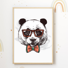 Laden Sie das Bild in den Galerie-Viewer, Giraffe Panda Dalmatiner Sonnenbrille Bilder 3er Set DIN A4 Kinderzimmer Wandbilder Babyzimmer Poster Dekoration