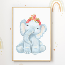 Laden Sie das Bild in den Galerie-Viewer, Süße Tiere 3er Set Kinderzimmer Bilder DIN A4 Poster Babyzimmer Wandbilder Dekoration - Löwe Elefant Giraffe