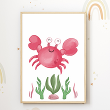 Laden Sie das Bild in den Galerie-Viewer, Meerestiere 6er Set Kinderzimmer Bilder DIN A4 Wandbilder Deko Babyzimmer Poster - Schildkröte Krabbe Wal Fisch Seepferdchen