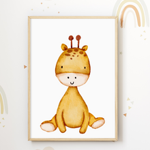 Laden Sie das Bild in den Galerie-Viewer, Safari Tiere Bilder 3er Set DIN A4 Kinderzimmer Wandbilder Babyzimmer Poster Dekoration - Affe Löwe Giraffe