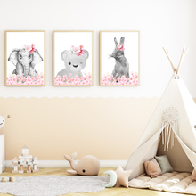 Laden Sie das Bild in den Galerie-Viewer, Süße Blumen Tiere Elefant Tiger Hase Bilder 3er Set DIN A4 Kinderzimmer Wandbilder Babyzimmer Poster Dekoration