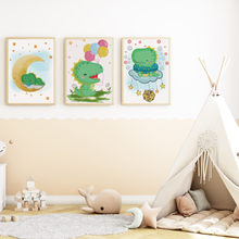Laden Sie das Bild in den Galerie-Viewer, Dinosaurier Mond Luftballon Bilder 3er Set DIN A4 Kinderzimmer Wandbilder Babyzimmer Poster Dekoration