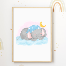 Laden Sie das Bild in den Galerie-Viewer, Schlafende Tiere 3er Set Kinderzimmer Bilder DIN A4 Poster Babyzimmer Wandbilder Dekoration - Hase Panda Elefant