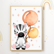 Laden Sie das Bild in den Galerie-Viewer, Zoo Safari Afrika Tiere Luftballon Bilder 4er Set DIN A4 Kinderzimmer Wandbilder Babyzimmer Poster Dekoration