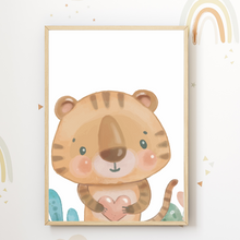 Laden Sie das Bild in den Galerie-Viewer, Löwe Nilpferd Tiger Elefant Safari Tiere 4er Set Kinderzimmer Bilder DIN A4 Wandbilder Deko Babyzimmer Poster