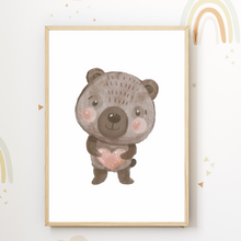 Laden Sie das Bild in den Galerie-Viewer, Niedliche Waldtiere 6er Set Kinderzimmer Bilder DIN A4 Wandbilder Deko Babyzimmer Poster - Hase Bär Waschbär Fuchs