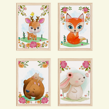 Laden Sie das Bild in den Galerie-Viewer, Niedliche Waldtiere Bilder 4er Set DIN A4 Kinderzimmer Wandbilder Babyzimmer Poster Dekoration - Reh Fuchs Bär Hase