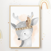 Laden Sie das Bild in den Galerie-Viewer, Indianer Tiere Bilder 4er Set DIN A4 Kinderzimmer Wandbilder Babyzimmer Poster Dekoration - Giraffe Waschbär Fuchs Reh