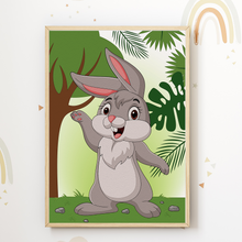 Laden Sie das Bild in den Galerie-Viewer, Niedliche Waldtiere Bilder 6er Set DIN A4 Kinderzimmer Wandbilder Babyzimmer Poster Dekoration - Reh Bär Fuchs Waschbär Hase Eichhörnchen