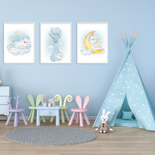 Laden Sie das Bild in den Galerie-Viewer, 3er Set Poster Bär Bilder für Kinderzimmer Babyzimmer Deko Kinderposter Babyparty