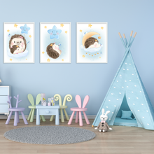 Laden Sie das Bild in den Galerie-Viewer, 3er Set Poster für Kinderzimmer Bilder Babyzimmer Babyparty Kinderposter Igel
