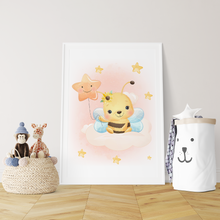 Laden Sie das Bild in den Galerie-Viewer, 3er Set Poster für Kinderzimmer Bilder Babyzimmer Babyparty Kinderposter Biene