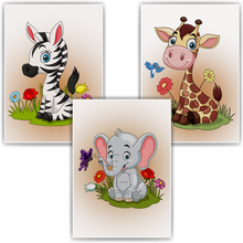 Laden Sie das Bild in den Galerie-Viewer, Safari Tiere Zebra Elefant Giraffe Bilder 3er Set DIN A4 Kinderzimmer Wandbilder Babyzimmer Poster Dekoration