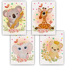 Laden Sie das Bild in den Galerie-Viewer, Niedliche Tiere Bilder 4er Set DIN A4 Kinderzimmer Wandbilder Babyzimmer Poster Dekoration - Koala Giraffe Elefant Tiger
