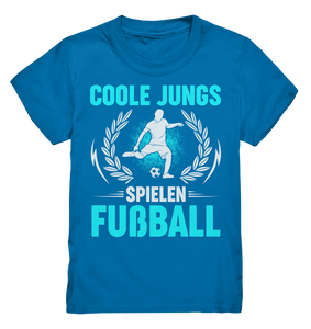 Coole Jungs spielen Fußball Shirt Fußballspieler Geschenk Kinder T-Shirt