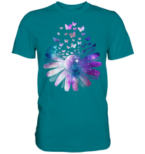 Laden Sie das Bild in den Galerie-Viewer, Frauen Galaxie Schmetterling T-Shirt