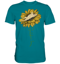 Laden Sie das Bild in den Galerie-Viewer, Labrador Sonnenblumen T-Shirt Garten Motiv Gärtner Hunde Geschenk