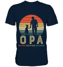 Laden Sie das Bild in den Galerie-Viewer, Opa und Enkelin Herren Premium T-Shirt