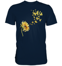 Laden Sie das Bild in den Galerie-Viewer, Schmetterling Sonnenblumen T-Shirt Garten Motiv Gärtner Geschenk Sommer