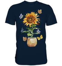 Laden Sie das Bild in den Galerie-Viewer, Schmetterling Sonnenblumen Shirt Gärtner Geschenk Garten