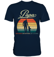 Laden Sie das Bild in den Galerie-Viewer, Papa Sohn Vatertag Geschenk Vater T-Shirt