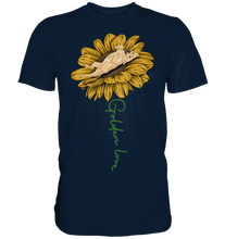 Laden Sie das Bild in den Galerie-Viewer, Labrador Sonnenblumen T-Shirt Garten Motiv Gärtner Hunde Geschenk