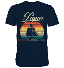 Laden Sie das Bild in den Galerie-Viewer, Angler Papa Sohn Angeln Vatertag Geschenk Vater T-Shirt