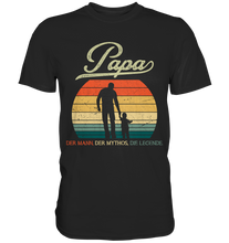 Laden Sie das Bild in den Galerie-Viewer, Papa Sohn Vatertag Geschenk Vater T-Shirt