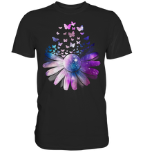 Laden Sie das Bild in den Galerie-Viewer, Frauen Galaxie Schmetterling T-Shirt