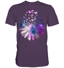 Laden Sie das Bild in den Galerie-Viewer, Frauen Galaxie Schmetterling T-Shirt